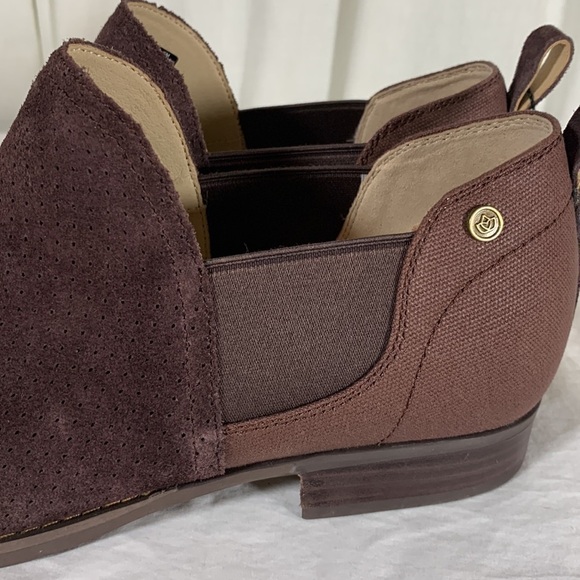 New Spenco Brown Perforated Suede Bootie, 8.5D - Picture 4 of 9